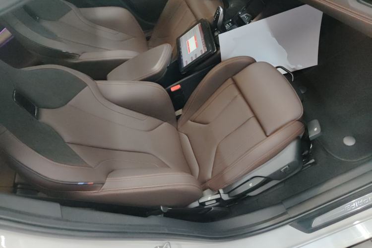 Used BMW X2 2021 Restyled sDrive25i Midnight Edition Right Front Seat