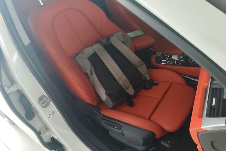 Used BMW X2 2021 sDrive25i Leading Model M Sport Package Right Front Seat