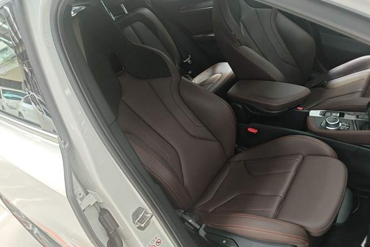 Used BMW X2 2021 Restyled sDrive25i Sharp Edition Right Front Seat
