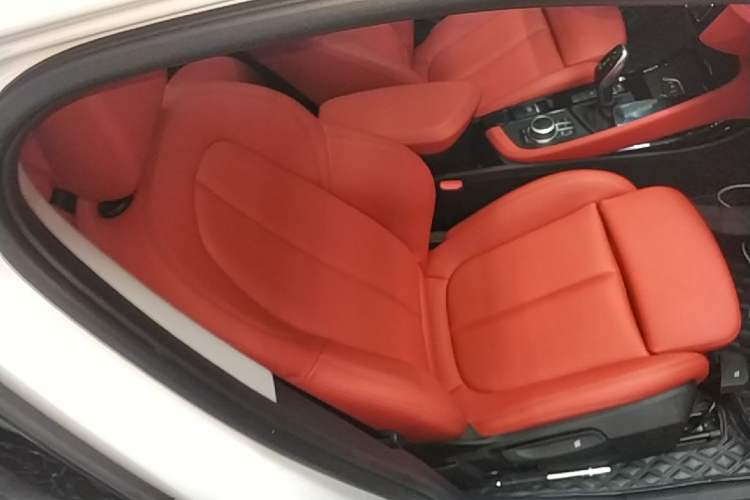 Used BMW X2 2021 Restyled sDrive25i M Sport Package Right Front Seat