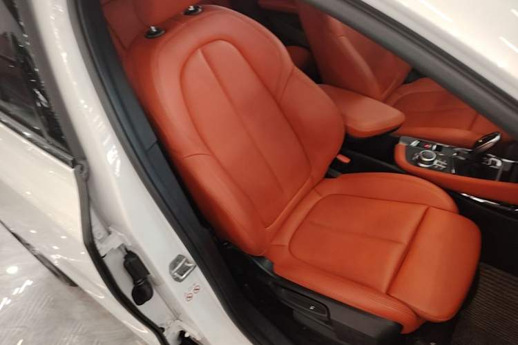 Used BMW X2 2021 sDrive25i Leading Model M Sport Package Right Front Seat