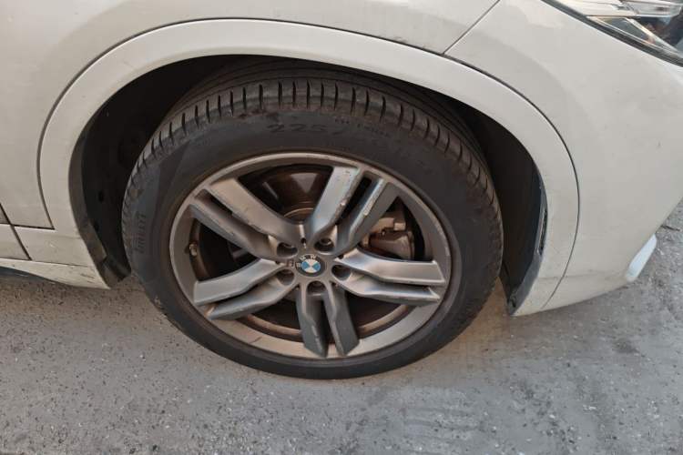 Used BMW X2 2021 sDrive25i Leading Model M Sport Package Right Front Wheel Hub
