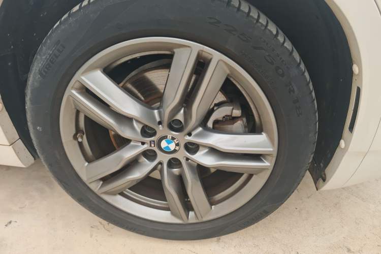 Used BMW X2 2021 Restyled sDrive25i M Sport Package Right Front Wheel Hub