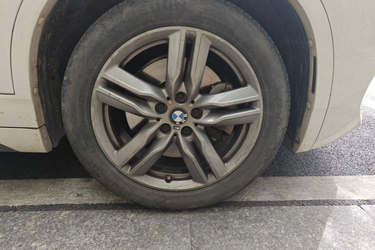 Used BMW X2 2021 sDrive25i M Sport Package Right Front Wheel Hub