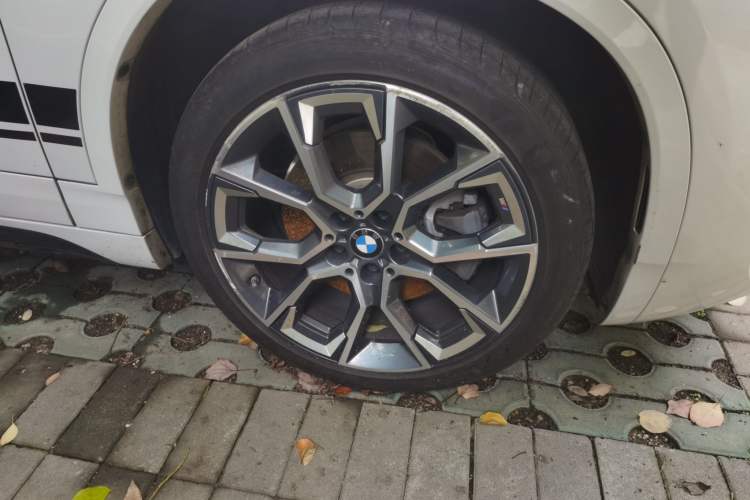 Used BMW X2 2021 sDrive25i M Sport Package Right Front Wheel Hub