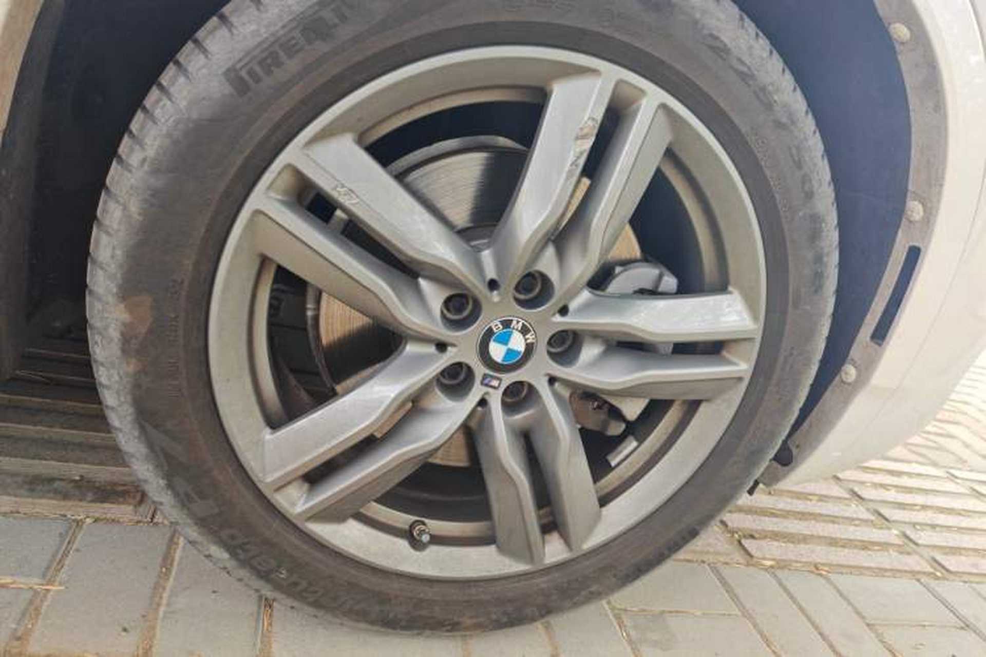 Used BMW X2 2021 sDrive25i Leading Model M Sport Package Right Front Wheel Hub