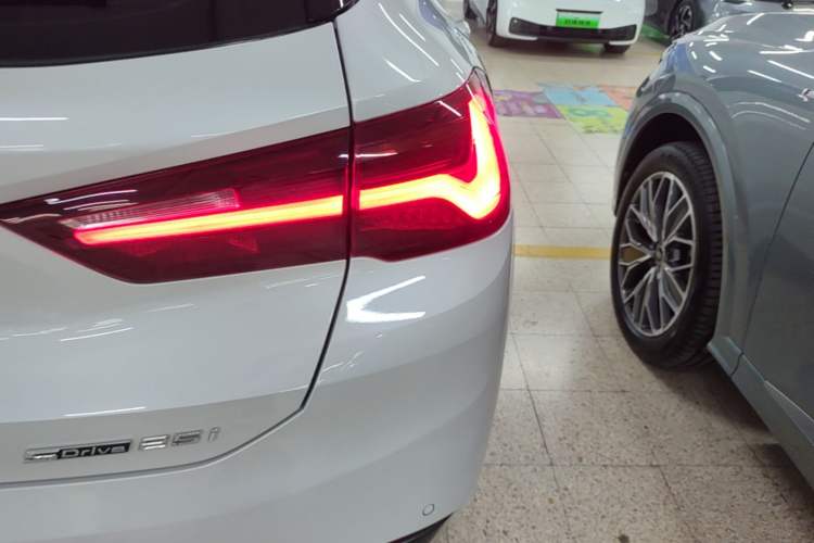 Used BMW X2 2021 sDrive25i M Sport Package Right Rear Taillight