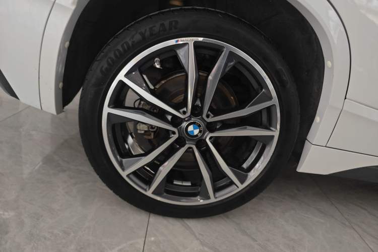 Used BMW X2 2021 sDrive25i Luxury Model with M Sport Package Right Rear Wheel Hub