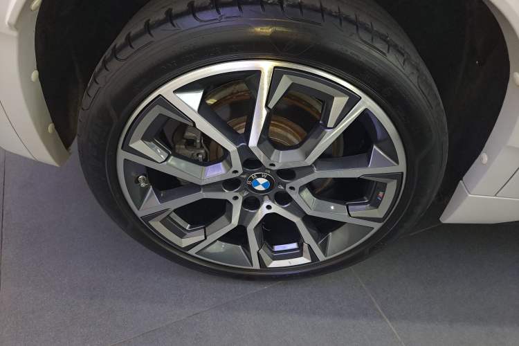 Used BMW X2 2021 sDrive25i Midnight Edition Right Rear Wheel Hub