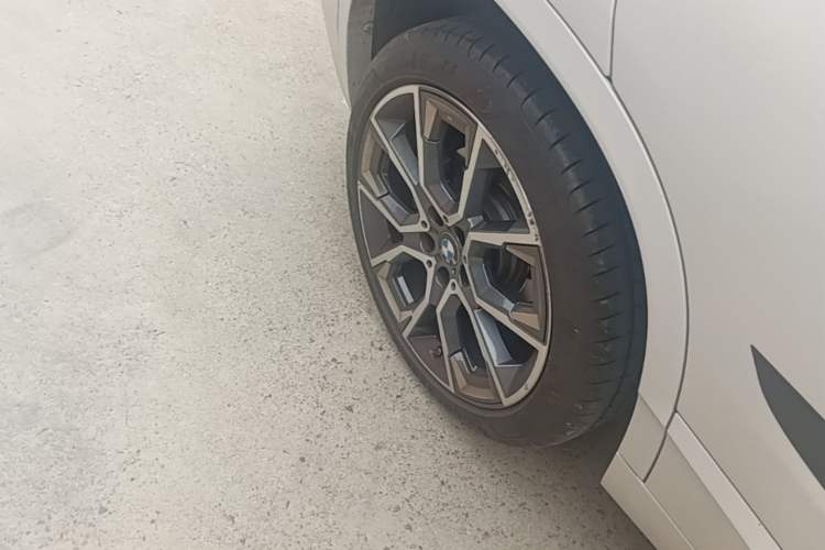 Used BMW X2 2021 xDrive25i Midnight Edition Right Rear Wheel Hub