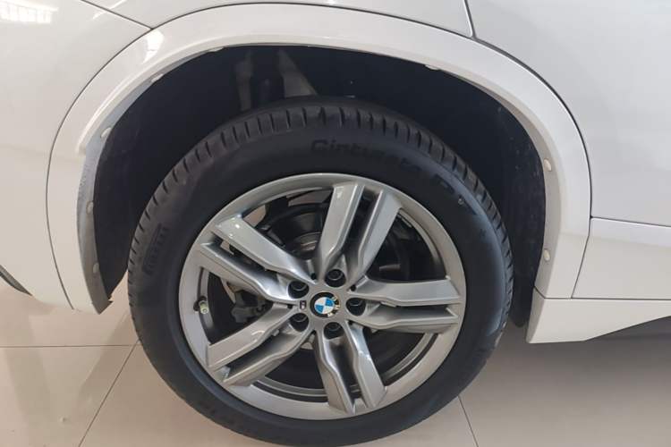 Used BMW X2 2021 Restyled sDrive25i M Sport Package Right Rear Wheel Hub