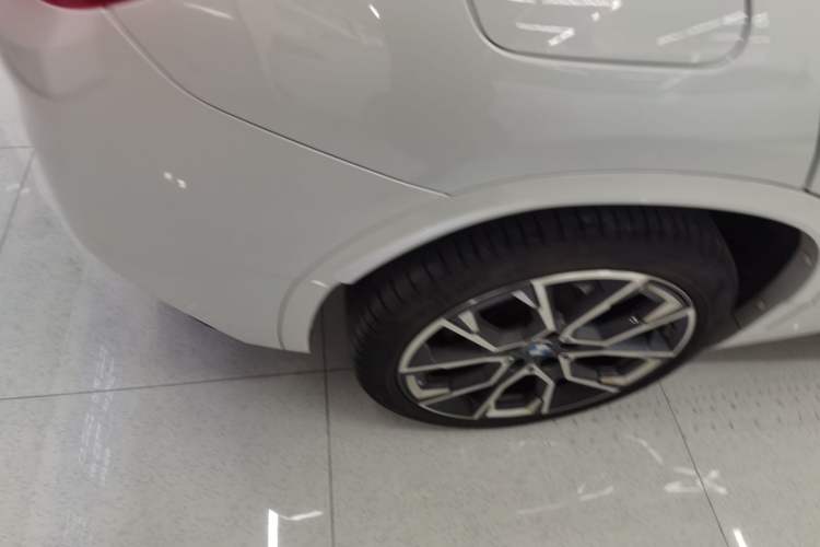 Used BMW X2 2021 Restyled sDrive25i Midnight Edition Right Rear Wheel Hub