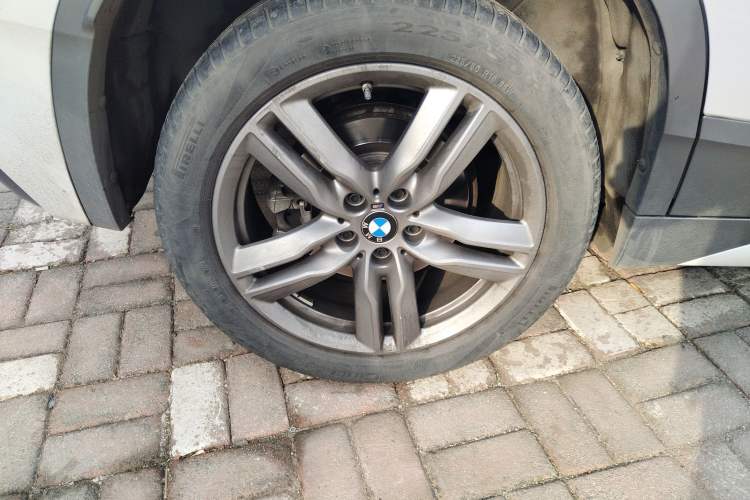 Used BMW X2 2021 sDrive25i Leading Model M Off-Road Package Right Rear Wheel Hub
