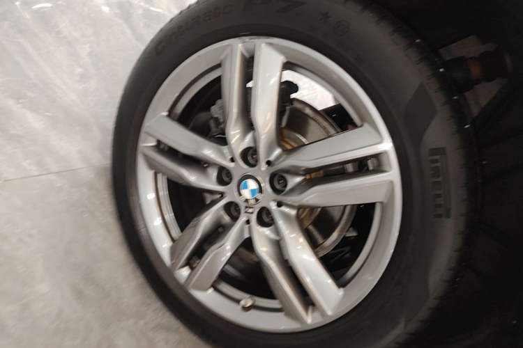 Used BMW X2 2021 sDrive25i Leading Model M Sport Package Right Rear Wheel Hub