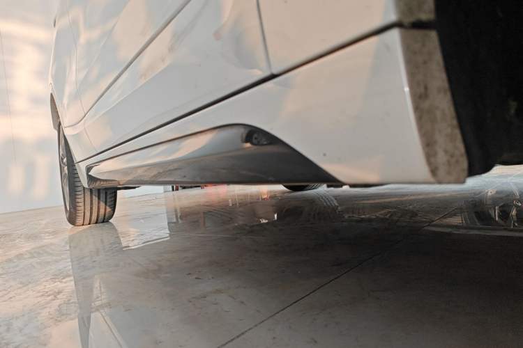 Used BMW X2 2021 sDrive25i M Sport Package Right Side Sill