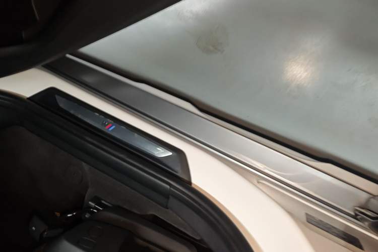 Used BMW X2 2021 sDrive25i Leading Model M Off-Road Package Right Side Sill