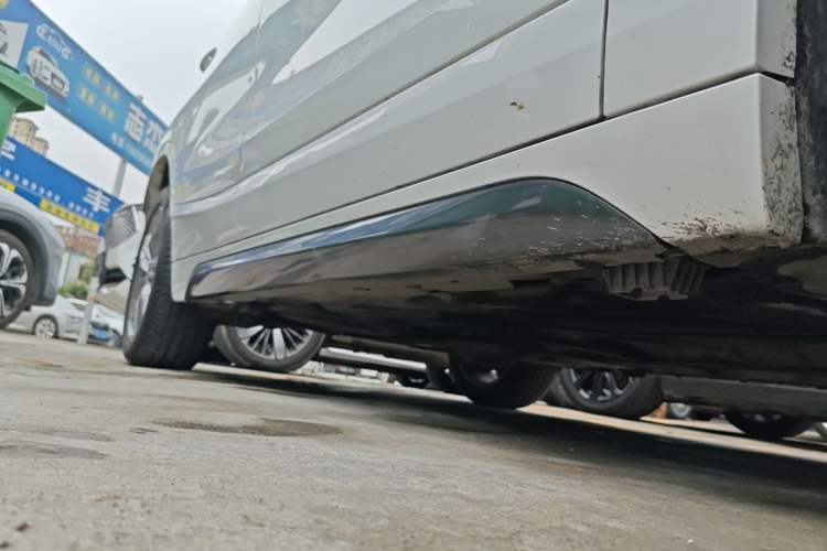 Used BMW X2 2021 sDrive25i M Sport Package Right Side Sill