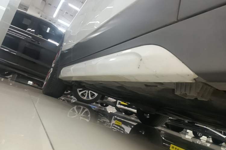 Used BMW X2 2021 Restyled sDrive25i Sharp Edition Right Side Sill
