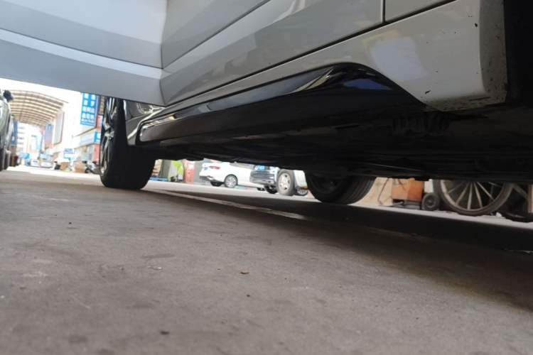 Used BMW X2 2021 Restyled sDrive25i M Sport Package Right Side Sill