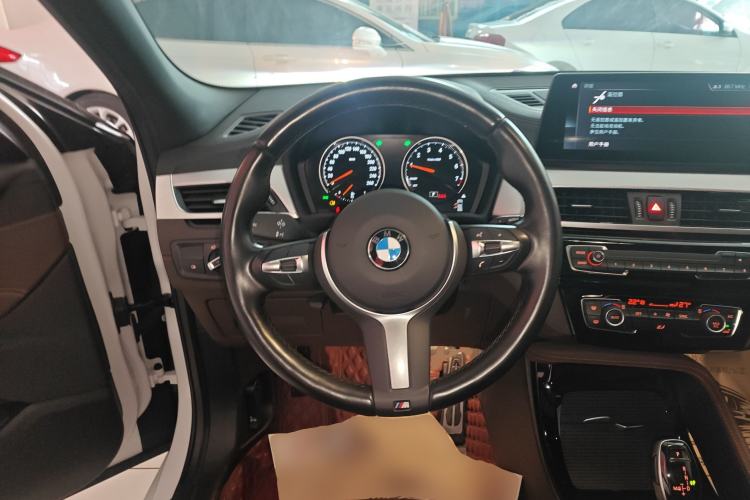 Used BMW X2 2021 Restyled sDrive25i Midnight Edition Steering Wheel