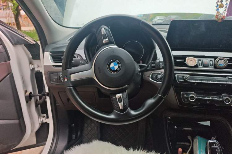 Used BMW X2 2021 xDrive25i M Sport Package Steering Wheel