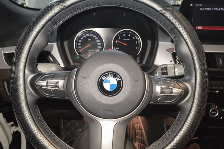 Used BMW X2 2021 Restyled sDrive25i Midnight Edition Steering Wheel