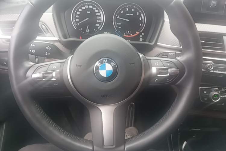 Used BMW X2 2021 xDrive25i Midnight Edition Steering Wheel