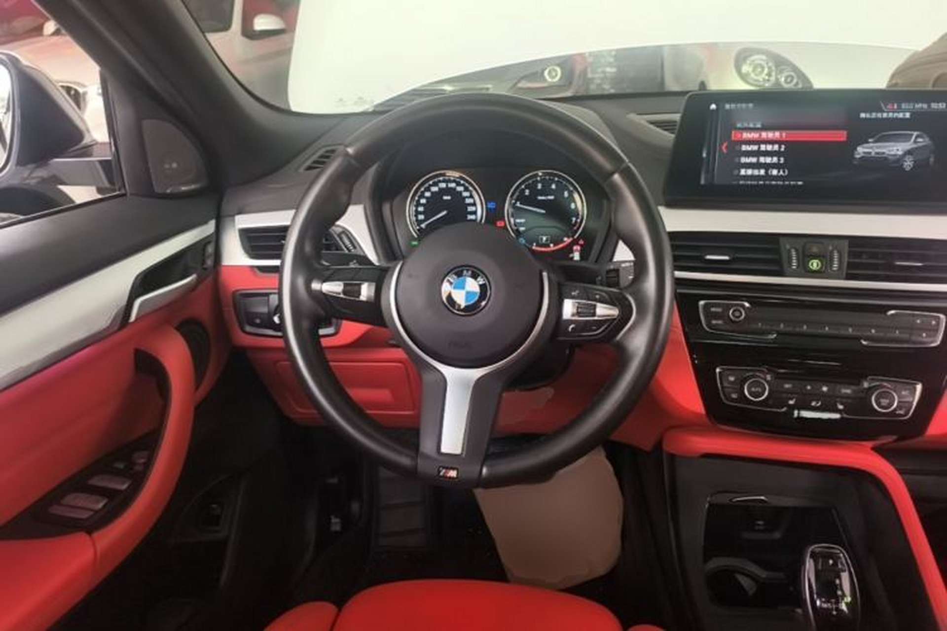 Used BMW X2 2021 sDrive25i Luxury Model with M Sport Package Steering Wheel