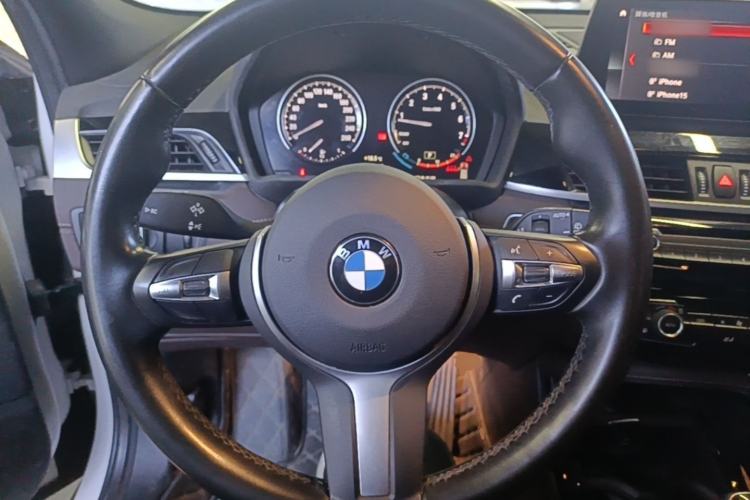 Used BMW X2 2021 sDrive25i Leading Model M Off-Road Package Steering Wheel