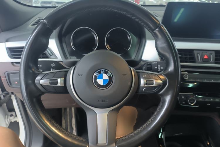 Used BMW X2 2021 Restyled sDrive25i Midnight Edition Steering Wheel
