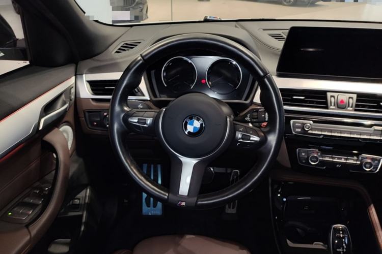 Used BMW X2 2021 Restyled sDrive25i Midnight Edition Steering Wheel