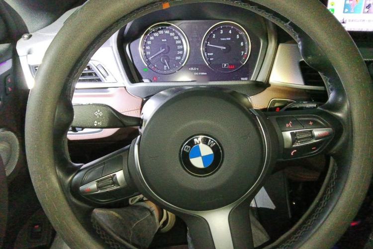 Used BMW X2 2021 Restyled sDrive25i Midnight Edition Steering Wheel