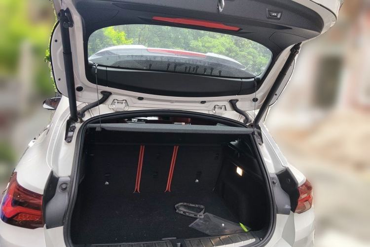Used BMW X2 2021 sDrive25i Midnight Edition Trunk