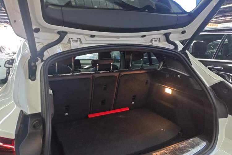 Used BMW X2 2021 sDrive25i Leading Model M Off-Road Package Trunk