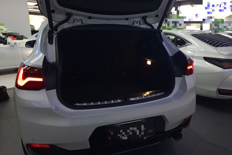 Used BMW X2 2021 sDrive25i Midnight Edition Trunk