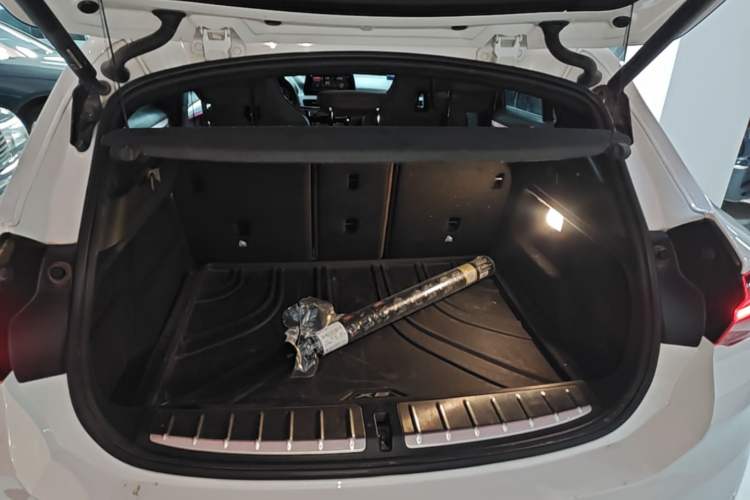 Used BMW X2 2021 Restyled sDrive25i Midnight Edition Trunk