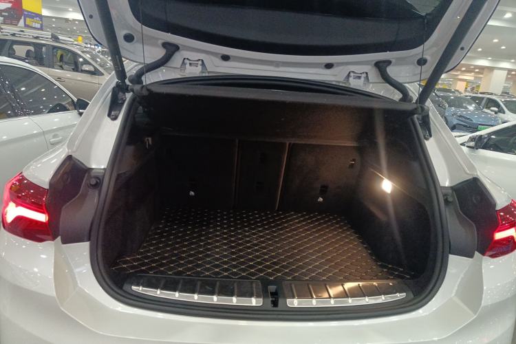 Used BMW X2 2021 sDrive25i Midnight Edition Trunk