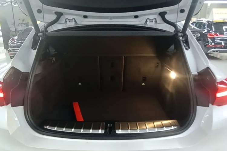 Used BMW X2 2021 sDrive25i Leading Model M Off-Road Package Trunk