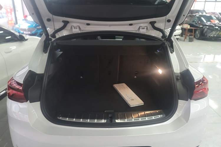 Used BMW X2 2021 Restyled sDrive25i Midnight Edition Trunk