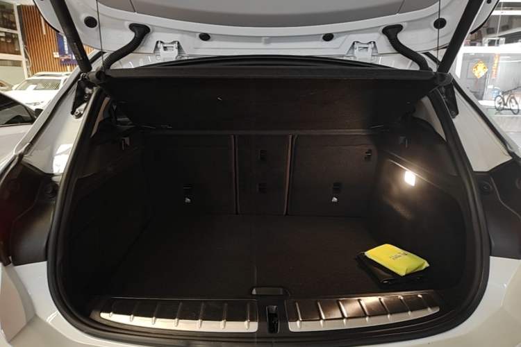 Used BMW X2 2021 Restyled sDrive25i M Sport Package Trunk