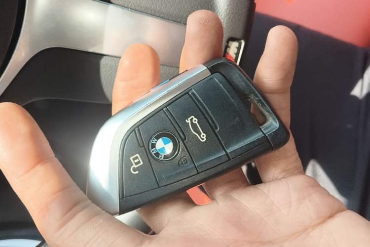 Used BMW X2 2021 sDrive25i Leading Model M Off-Road Package Vehicle Key