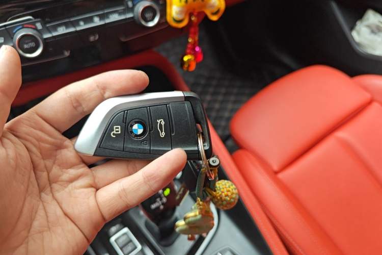 Used BMW X2 2021 sDrive25i Leading Model M Sport Package Vehicle Key