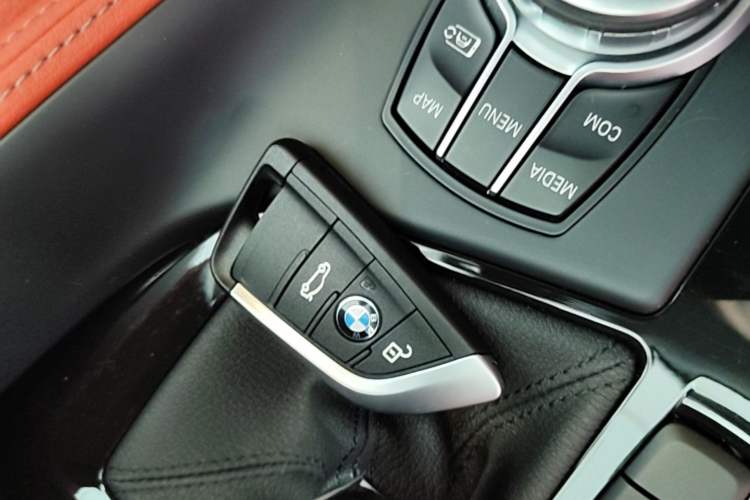 Used BMW X2 2021 sDrive25i Leading Model M Sport Package Vehicle Key
