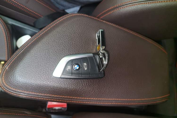 Used BMW X2 2021 sDrive25i M Sport Package Vehicle Key