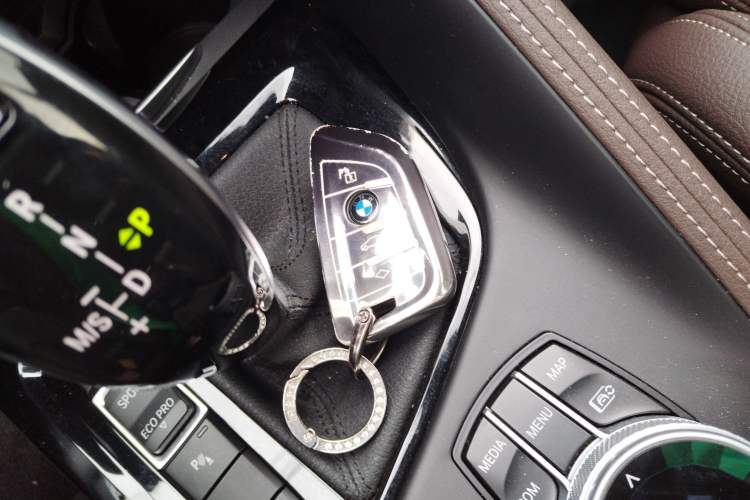 Used BMW X2 2021 sDrive25i Leading Model M Off-Road Package Vehicle Key