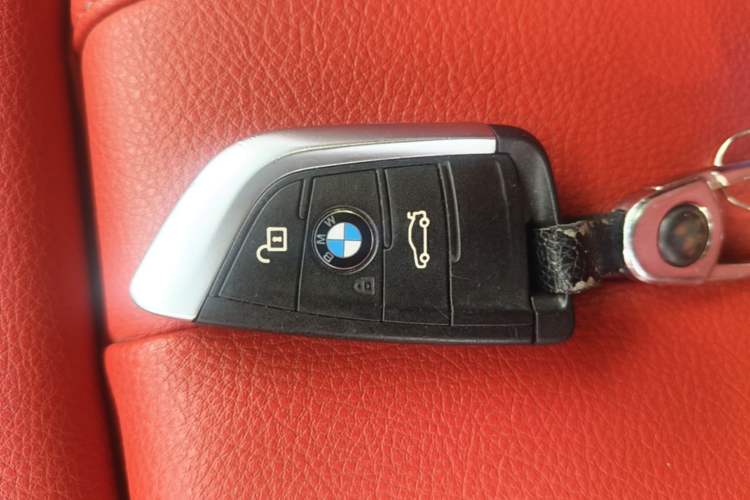 Used BMW X2  Vehicle Key