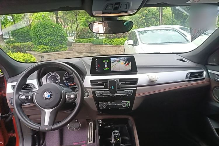 Used BMW X2 2021 sDrive25i Midnight Edition Center Console