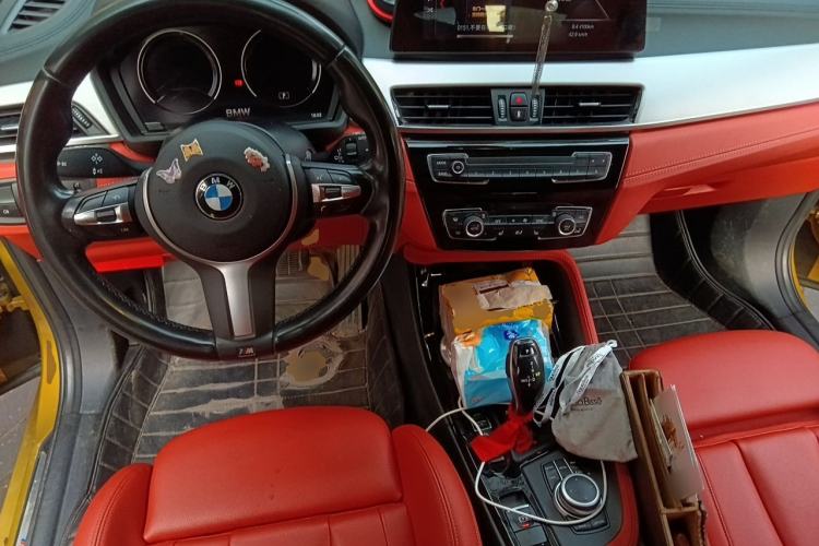 Used BMW X2 2021 sDrive25i Luxury Model with M Sport Package Center Console