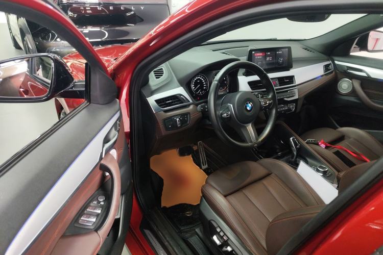 Used BMW X2 2021 Restyled sDrive25i Midnight Edition Driver Seat