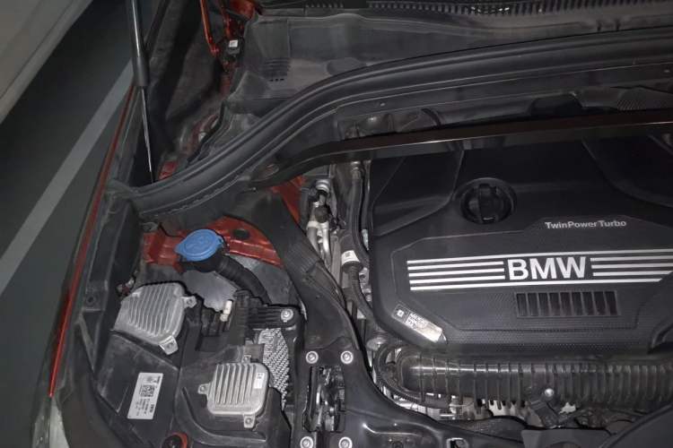 Used BMW X2 2021 sDrive25i Midnight Edition Engine Bay Right